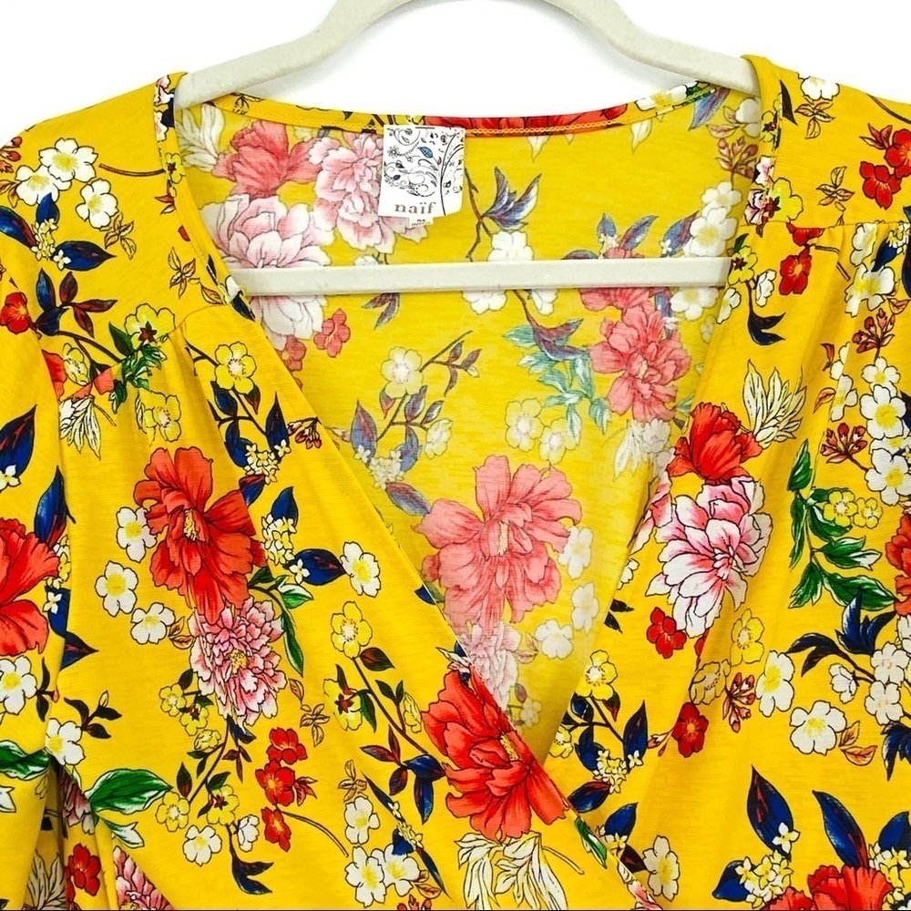 NAÏF Floral Faux Wrap Boho Chic Yellow Top Sz M - Picture 2 of 15